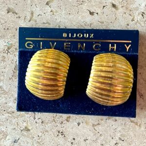 Givenchy Gold tone Clip in earrings